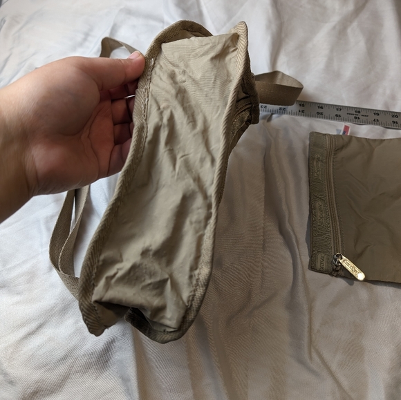 Khaki lesportsac adjustable strap beige purse shoulder crossbody - Picture 3 of 7